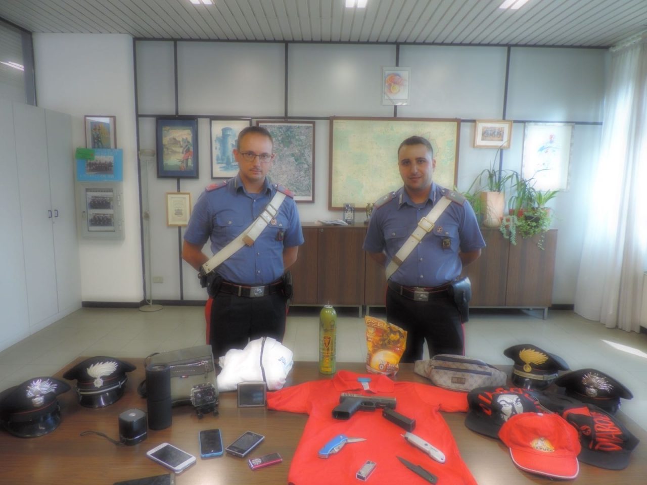 Rapinavano coppiette al parco: beccati dai Carabinieri di Lissone