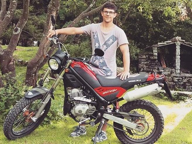 Morto investito da una Vespa, martedì i funerali