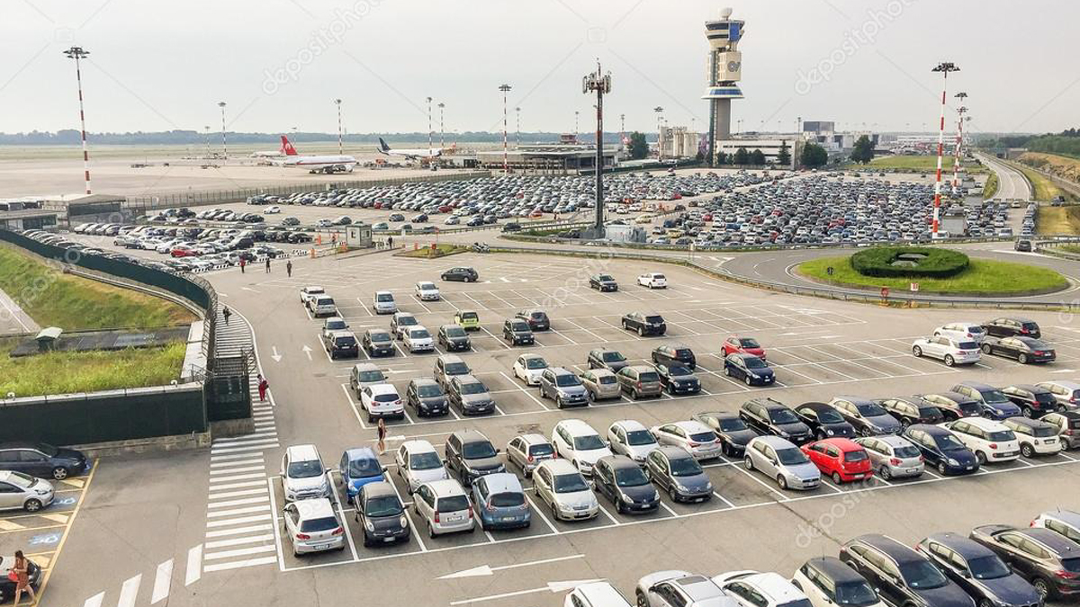 Auto rubata nel parcheggio a Malpensa: la ritrova altrove e con 300 km in più