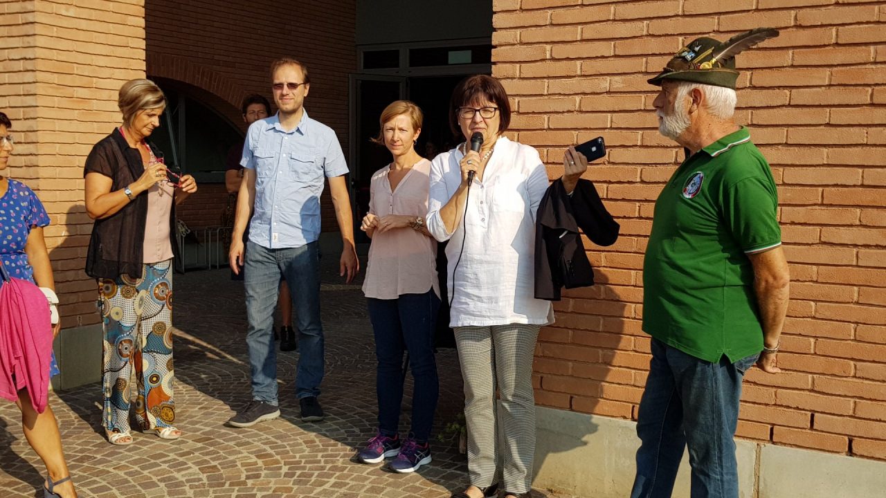 Prima campanella con Alzabandiera e inno di Mameli a Sulbiate FOTO E VIDEO