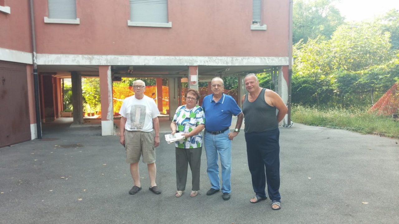 Case Aler in rivolta: “Qui cade tutto a pezzi, siamo abbandonati”