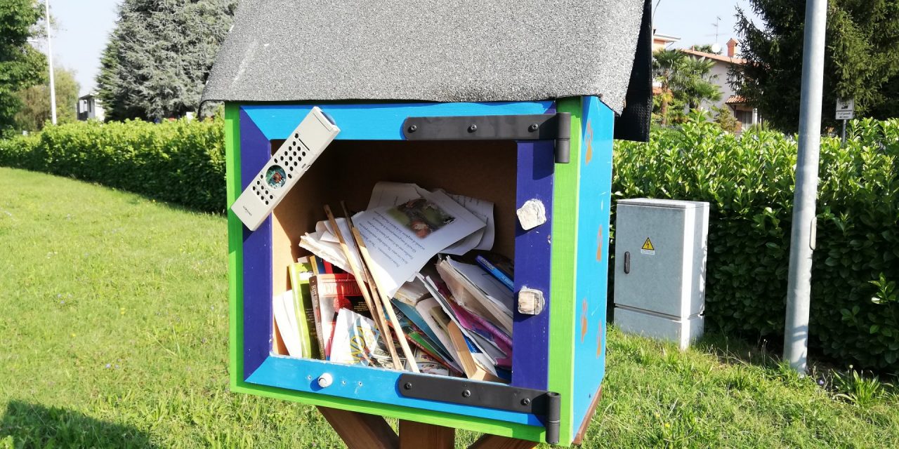 Vandali in azione al parco dei Bambini Monelli