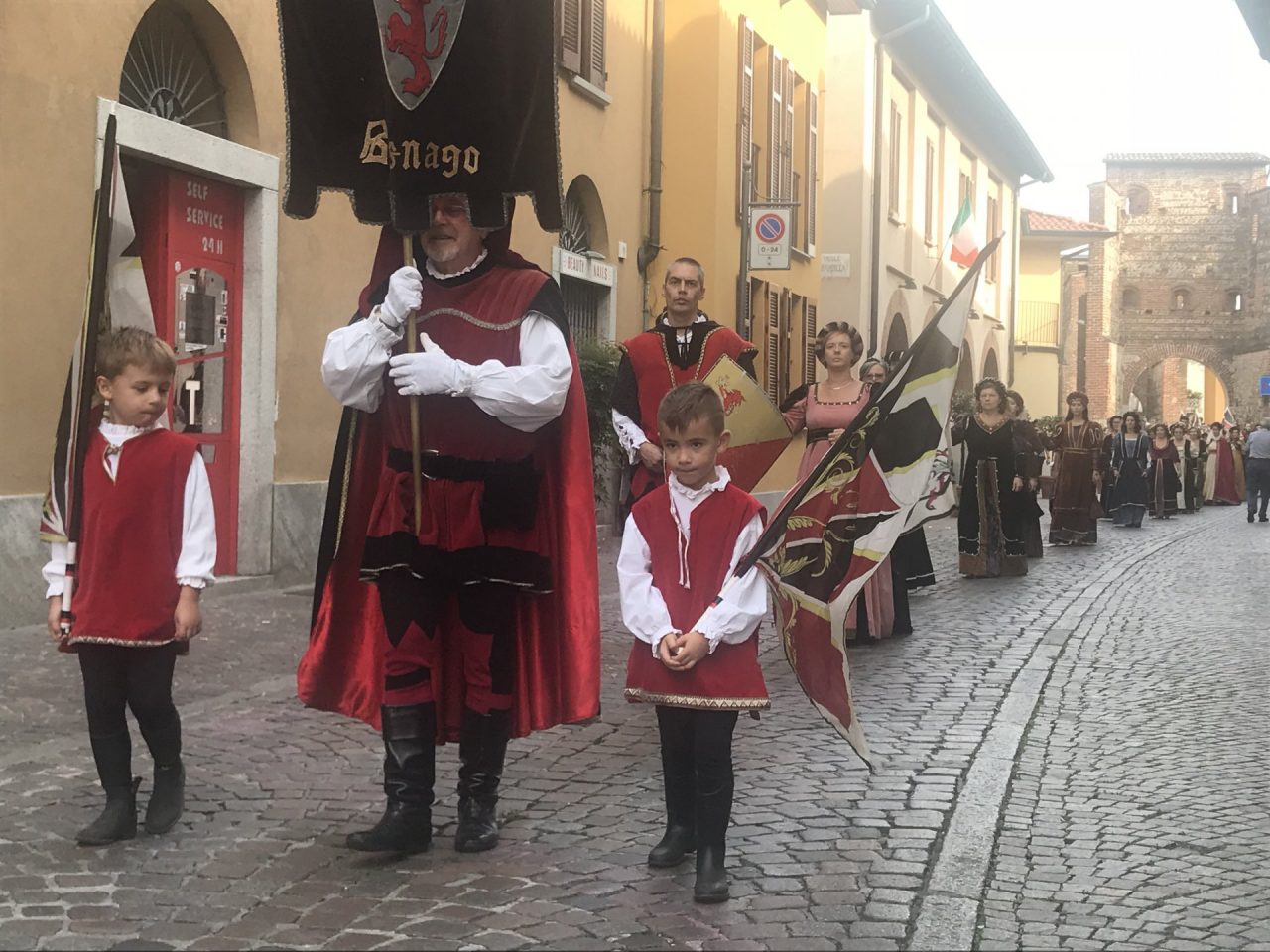 A Vimercate la Notte medievale incomincia… di pomeriggio VIDEO e GALLERY