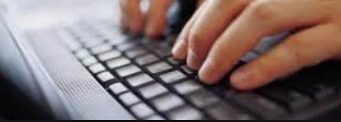 Adescavano i clienti  nelle chat a luci rosse e poi li rapinavano: condannati zio e nipote