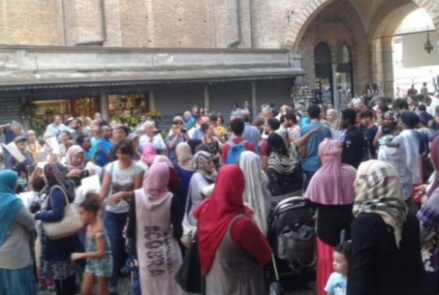 Mense e scuolabus a Lodi: l’autocertificazione non vale, extracomunitari esclusi