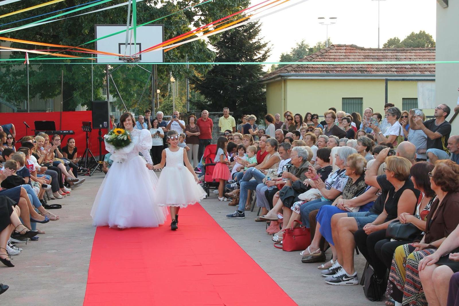 Vimercate, sfilata, abiti da sposa, Velasca (3)