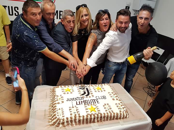Taglio del nastro per lo Juventus club di Limbiate