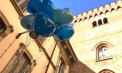 Cuori azzurri invadono il centro storico