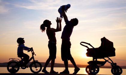 Permesso retribuito per mamme e papà