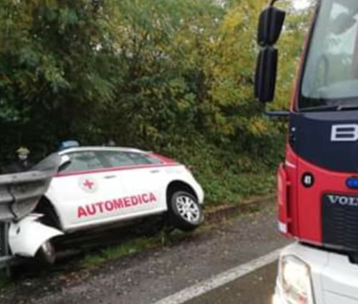 Quindici incidenti in tre giorni in Valassina per la pioggia