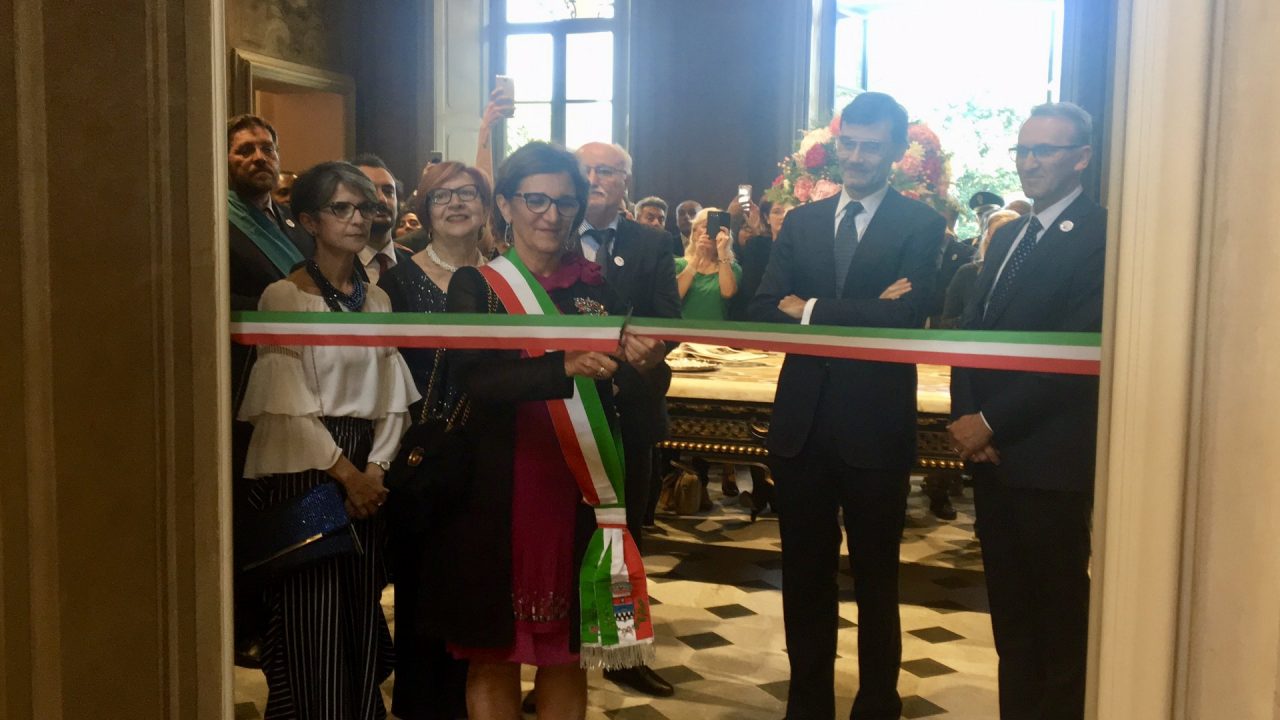 Botta e risposta tra ImmaginArcore e sindaco Colombo su Villa Borromeo
