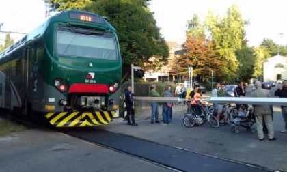 Treni e ritardi: donna travolta nel Comasco e linee intasate tra Como, Brianza e Milano