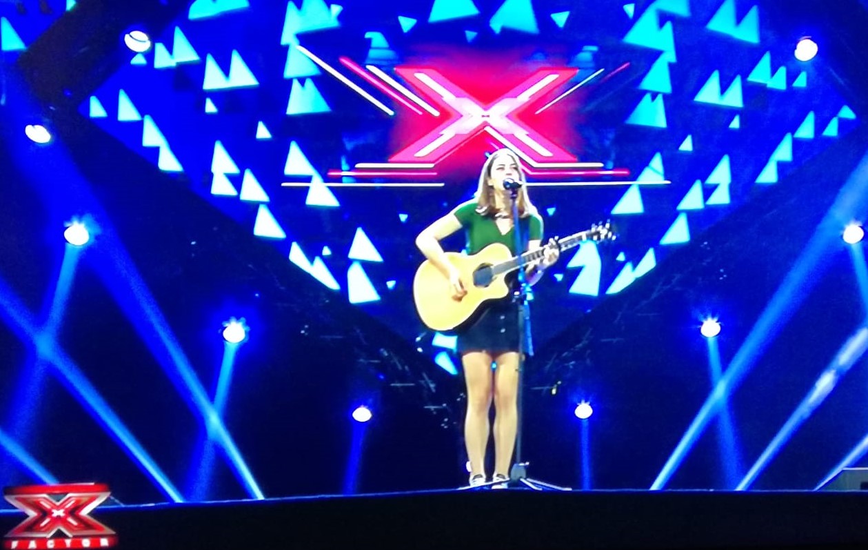 Ilaria a sedici anni insegue il sogno di X-Factor