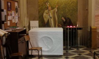 Burago, addio all'altare in polistirolo nella chiesa dei Santi Vito e Modesto?