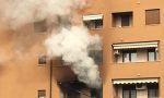 Incendio in un appartamento di via Maroncelli: evacuato il condominio VIDEO