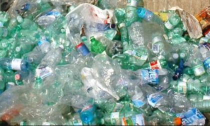 A Vimercate la guerra alla plastica si fa nelle scuole