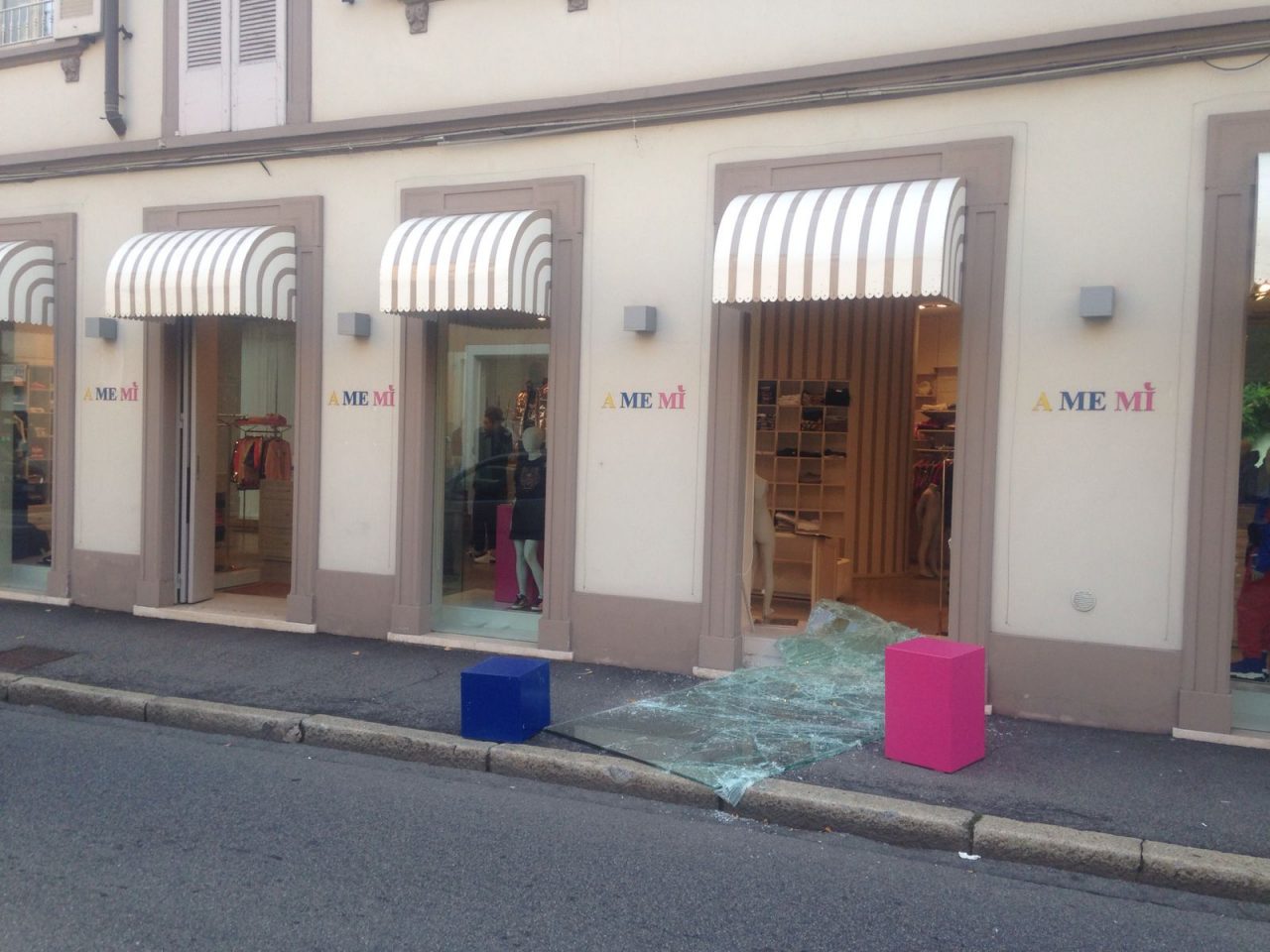 Spaccata questa notte nella boutique A Me Mì di Carate Brianza