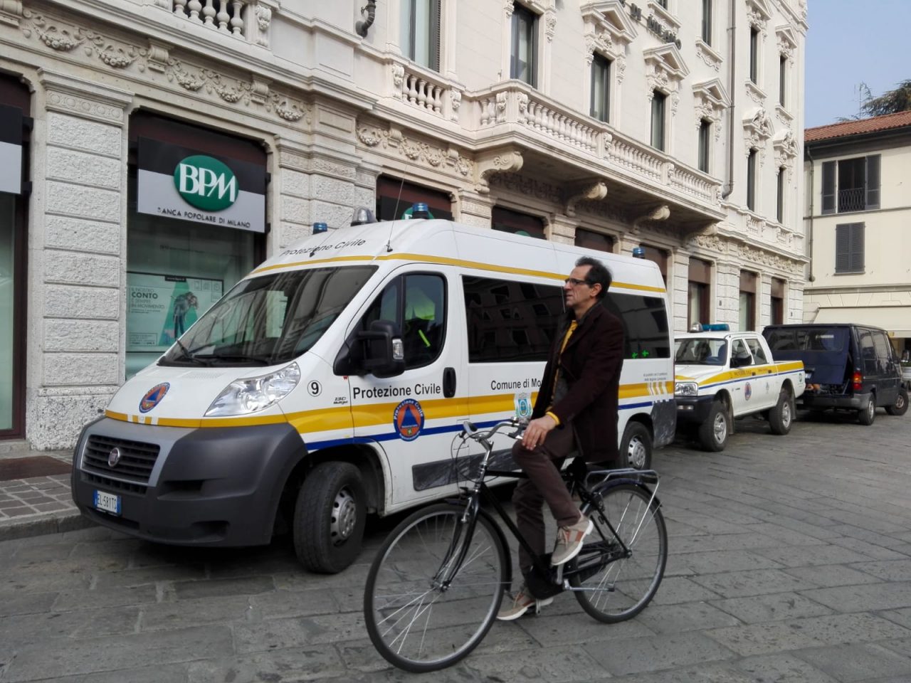 In piazza con la Protezione civile FOTO GALLERY