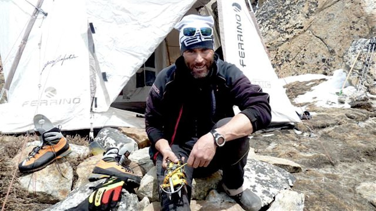 Un grande alpinista per il compleanno del Cai di Veduggio