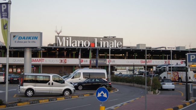 Incidente a Linate, furgone urta un’ala: voli ripresi dalle 13