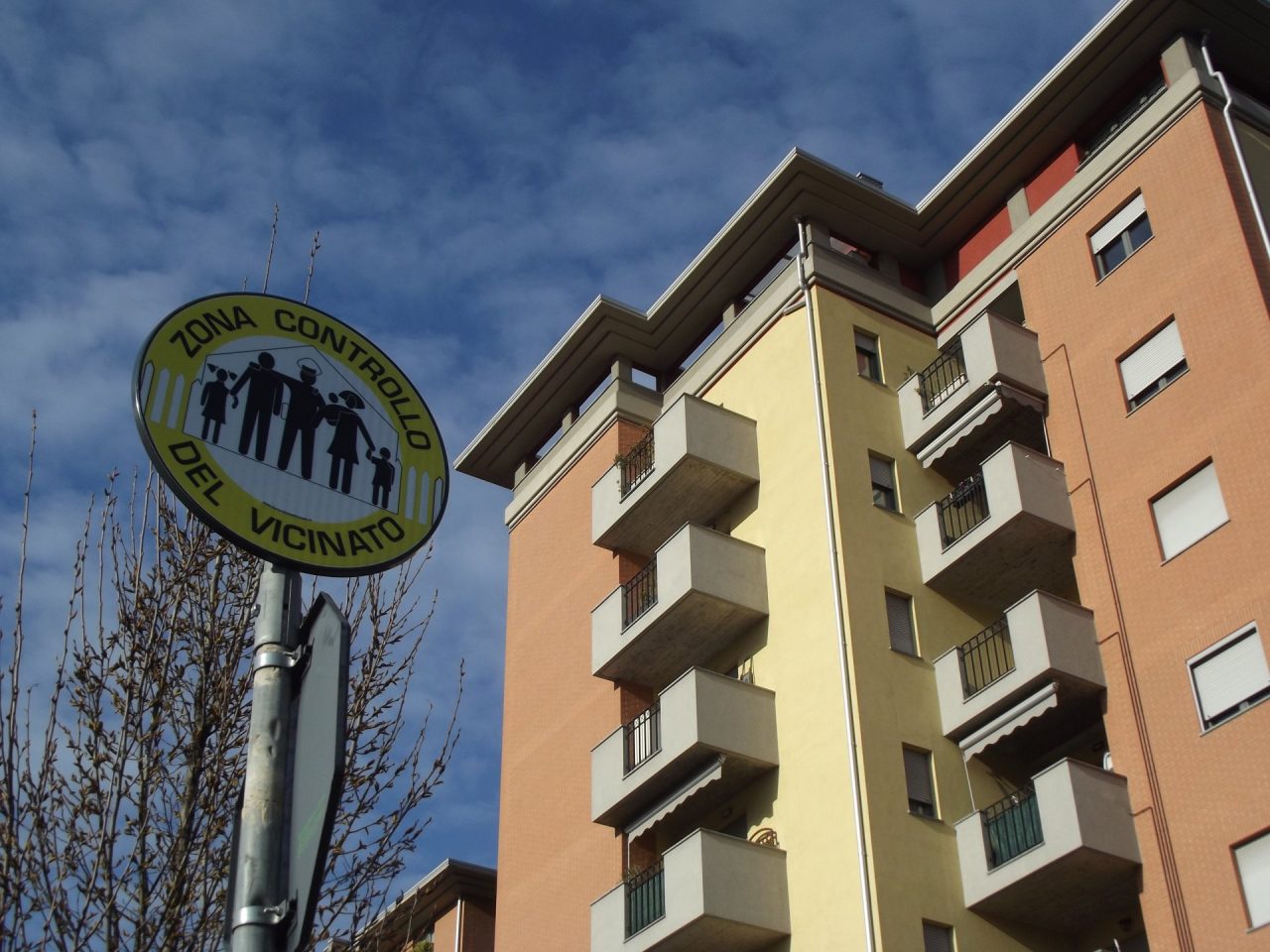 Gare di velocità in piena notte: i residenti sono esasperati