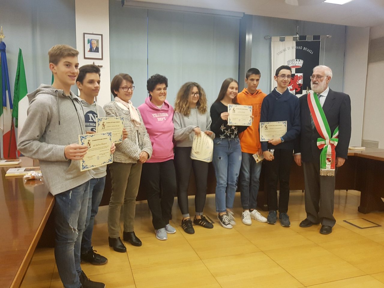 Verano, consegnate le  borse di studio agli  studenti