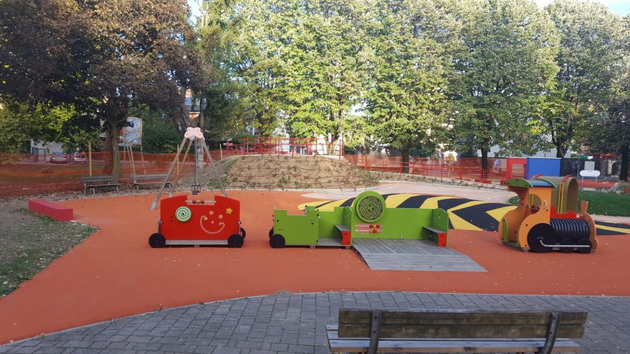 Un muro da abbattere per inaugurare il parco inclusivo