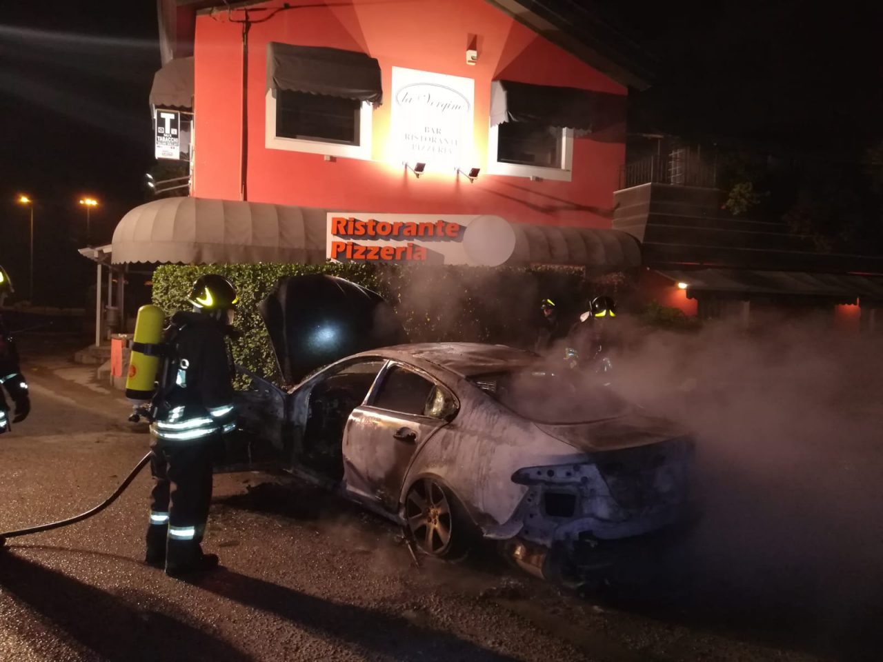 Verano,  Jaguar in fiamme