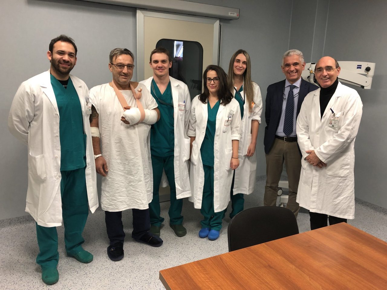 Mano amputata sul lavoro, lo salvano i chirurghi del San Gerardo
