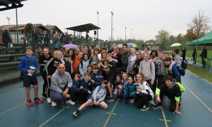 La scuola di Vedano vince la corsa campestre "San Martino" (LE FOTO)