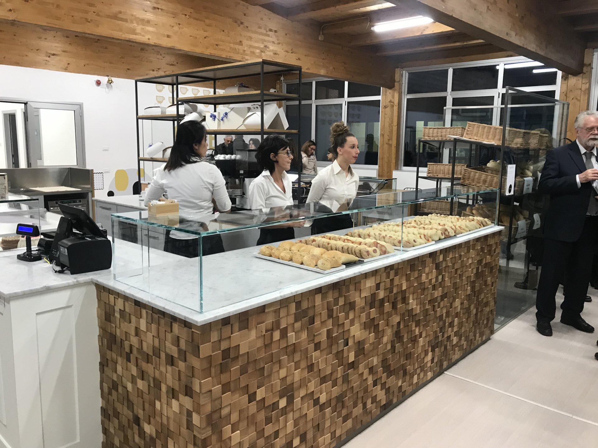 Vimercate Velasca scuola Ecfop apertura Bakery cafè