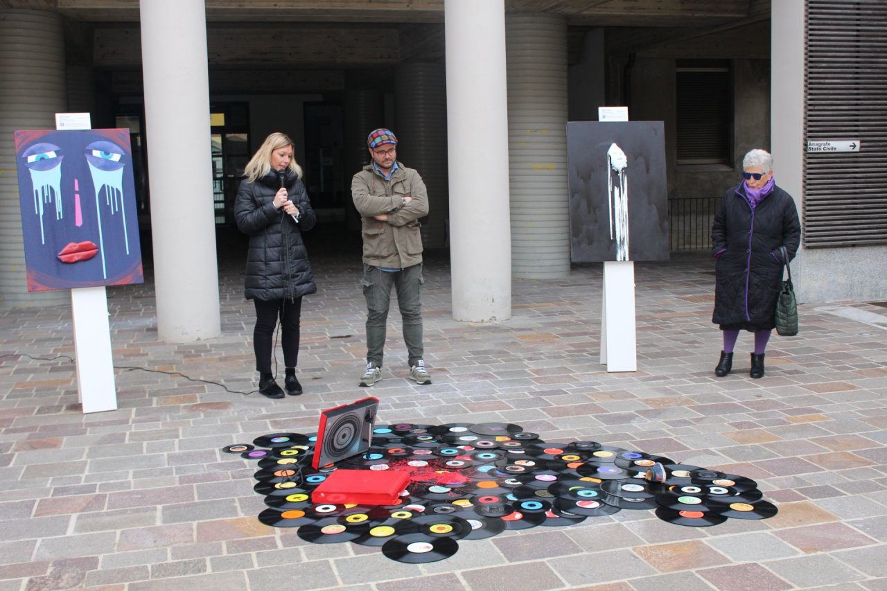 A Meda tre opere per dire no alla violenza sulle donne FOTO E VIDEO