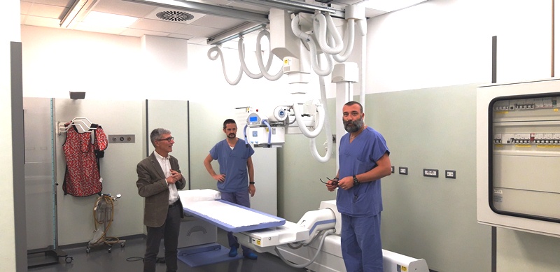 Nuova apparecchiatura radiologica in ospedale