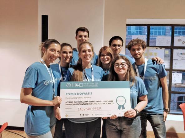 Studentessa di Triuggio progetta un’app per non vedenti