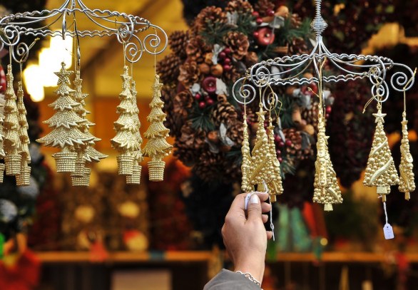 A Carate il mercatino di Natale degli Alpini