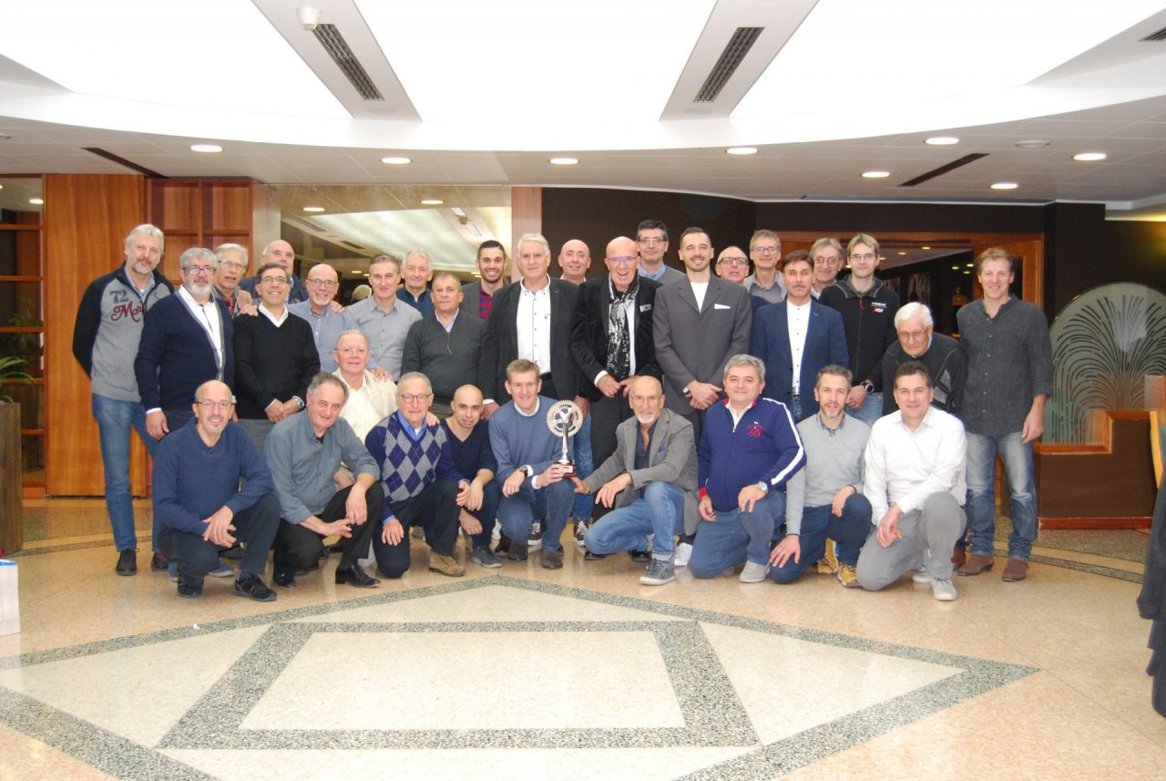 Il gruppo sportivo Trabattoni premia i suoi ciclisti migliori