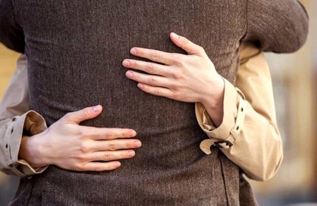 Adescato con la promessa di fare sesso viene derubato