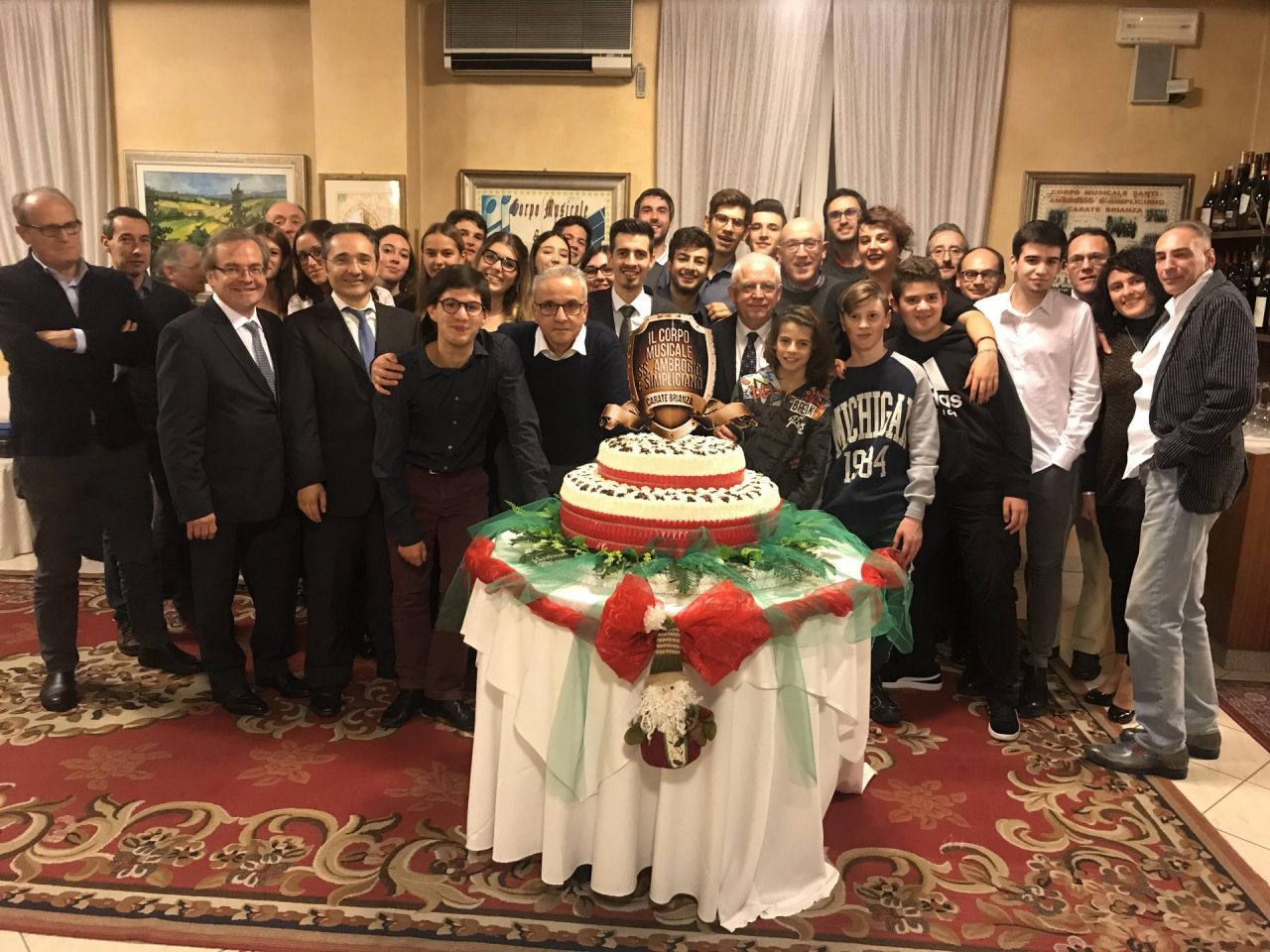 Cena e omaggio alle colonne della banda di Carate