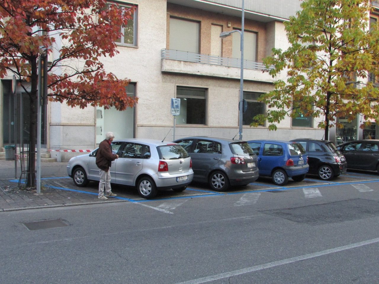 A Seregno sconti nei parcheggi comunali per Natale