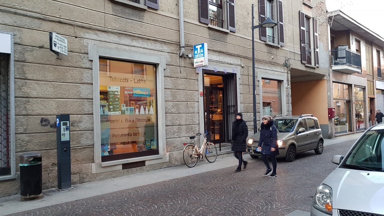 Arcore piange Antonio, l’amato barista di via Umberto Primo