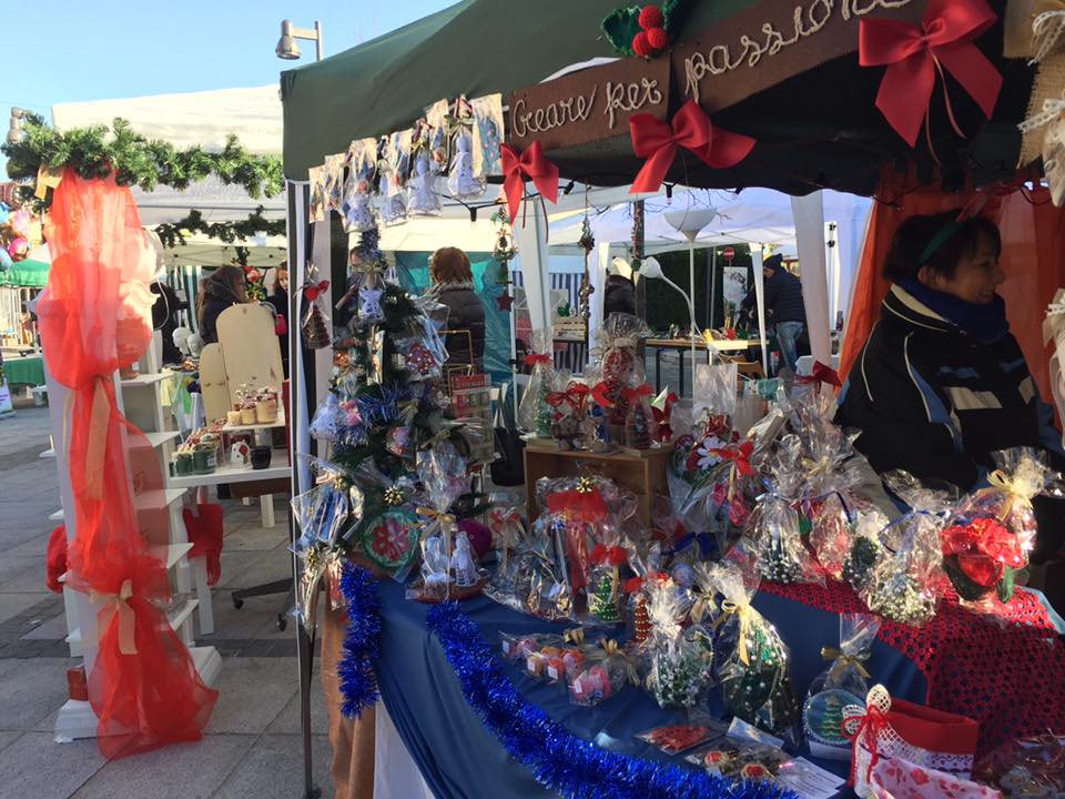 Oggi tutti a Villa Raverio, il mercatino di Natale vi aspetta!