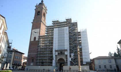 Albero di Natale in piazza Duomo per riflettere sui cambiamenti climatici