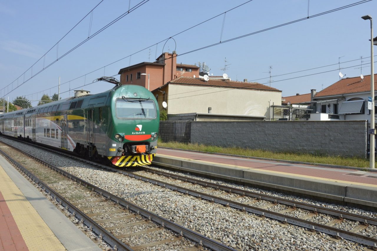 Ragazzino rapinato sul treno da due coetanei