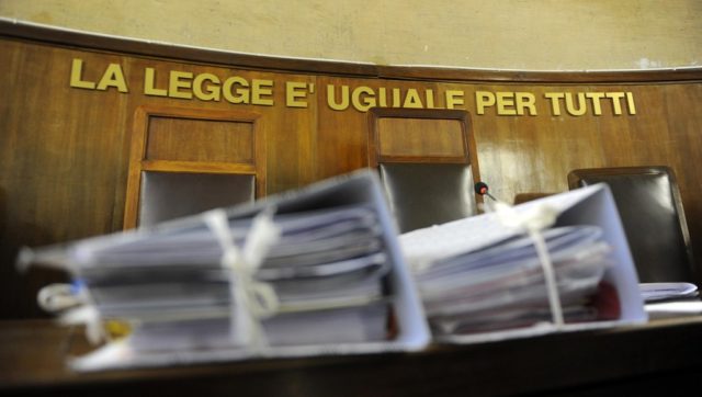 Falsi incidenti, carrozzieri alla sbarra
