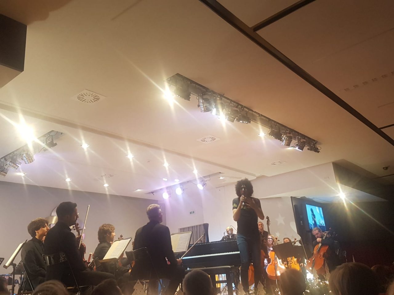 Giovanni Allevi incanta il pubblico dell’Auditorium di Carate FOTO VIDEO