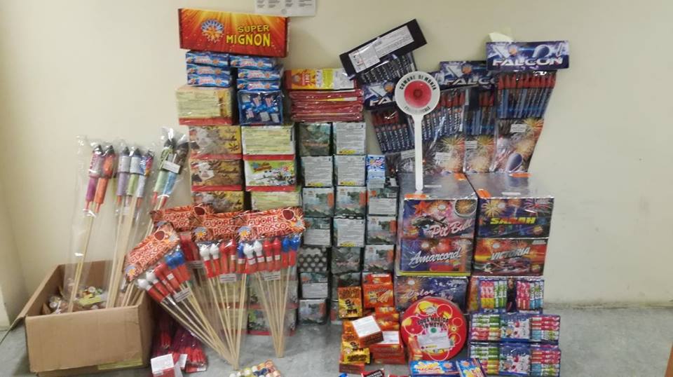 Botti Capodanno, uomo minaccia di farsi esplodere