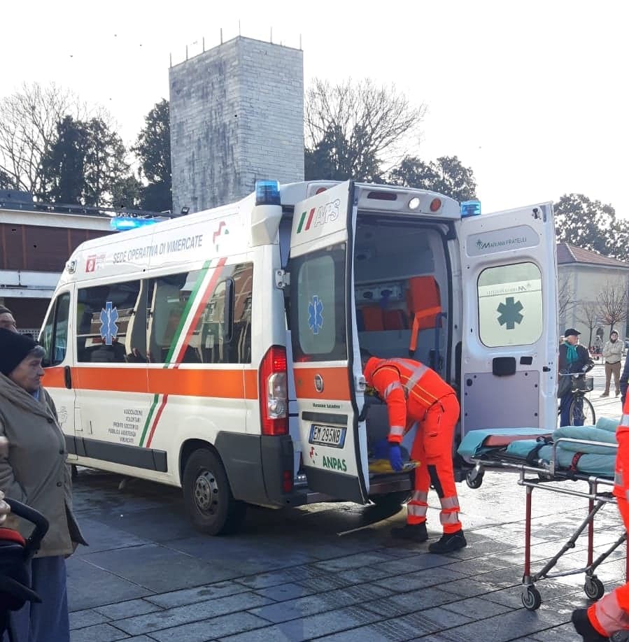Scivola sul ghiaccio: 69enne finisce in ospedale – FOTO