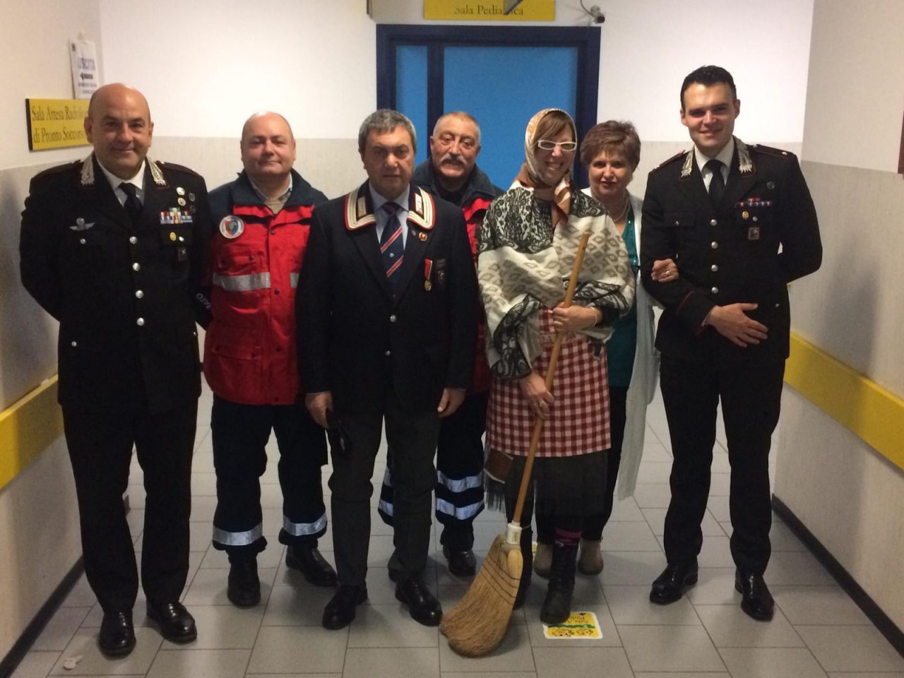 Carabinieri in ospedale, doni ai bimbi ricoverati in Pediatria