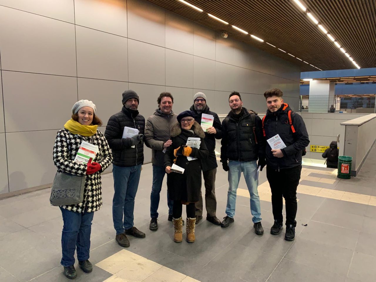 Sicurezza sui treni il Pd in stazione a Carnate e Arcore VIDEO