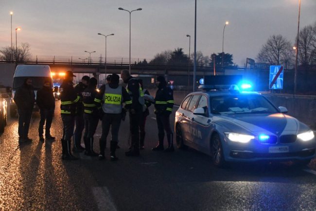 Tragedia sulla Milano-Meda: il 26enne di Lazzate accusato anche di omicidio